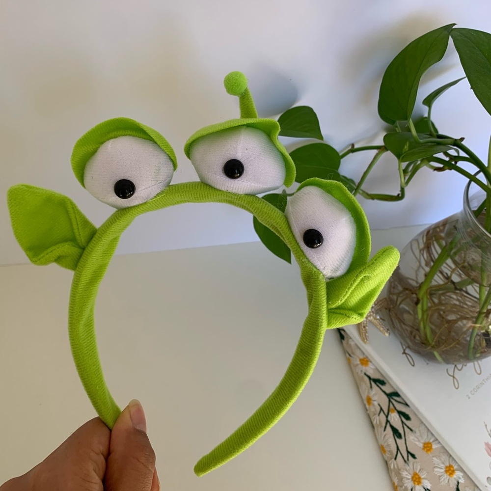 NEW Alien of Toy Story Headband Costume Accessory.
